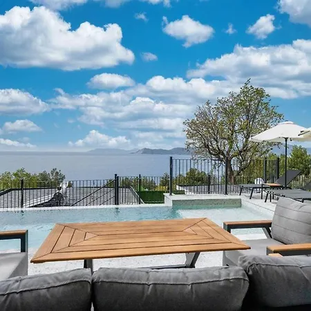 וילה Sleeps 4 With Seaview Awz 270 פאטהיה